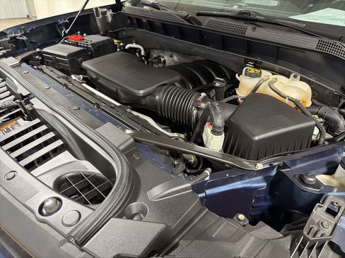 Certified 2022 Chevrolet Silverado 1500 RST w/ LPO, Blackout Package AWD/4WD image 42