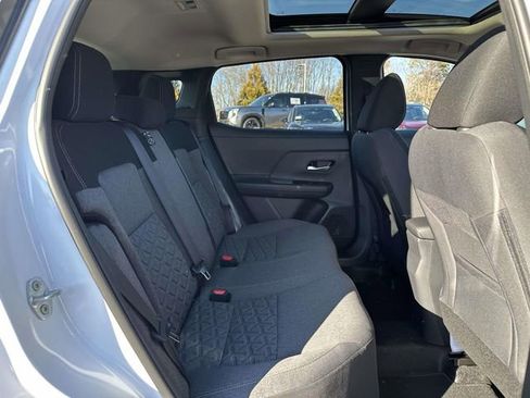 New 2025 Nissan Kicks SV w/ SV Premium Package AWD/4WD image 11