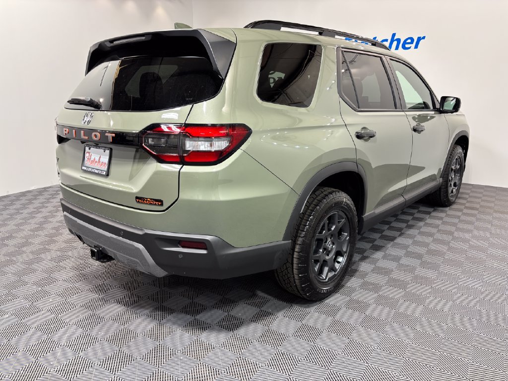 New 2026 Honda Pilot TrailSport image 7