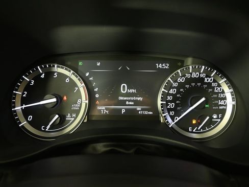 Used 2022 Toyota Highlander Platinum image 26