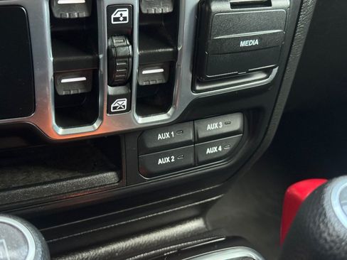 Used 2023 Jeep Wrangler Unlimited Sport AWD/4WD image 71