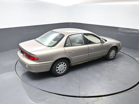 Used 2002 Buick Century Custom w/ Custom Premium Pkg FWD image 12