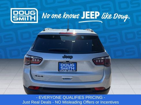 New 2026 Jeep Compass Latitude image 5