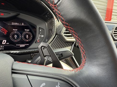 Used 2023 Lamborghini Urus S image 32