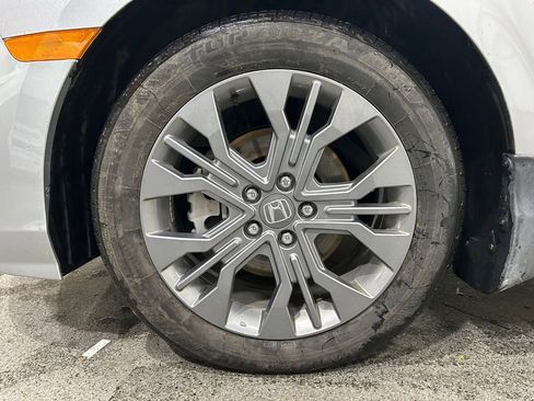Certified 2026 Honda Odyssey Touring image 12