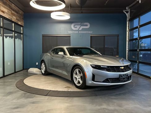 Used 2023 Chevrolet Camaro LT RWD image 1