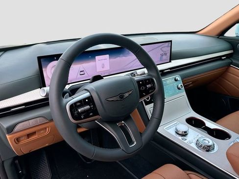 Certified 2025 Genesis GV80 3.5T Advanced image 9