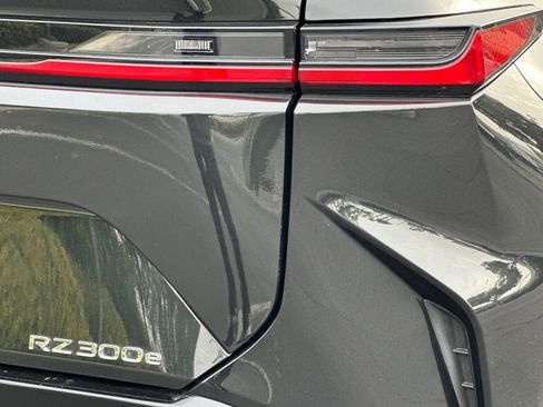 Certified 2024 Lexus RZ 300e Premium image 13