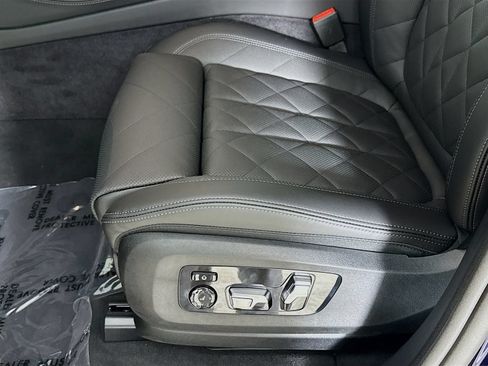 Used 2026 BMW X5 sDrive40i w/ Premium Package RWD image 20
