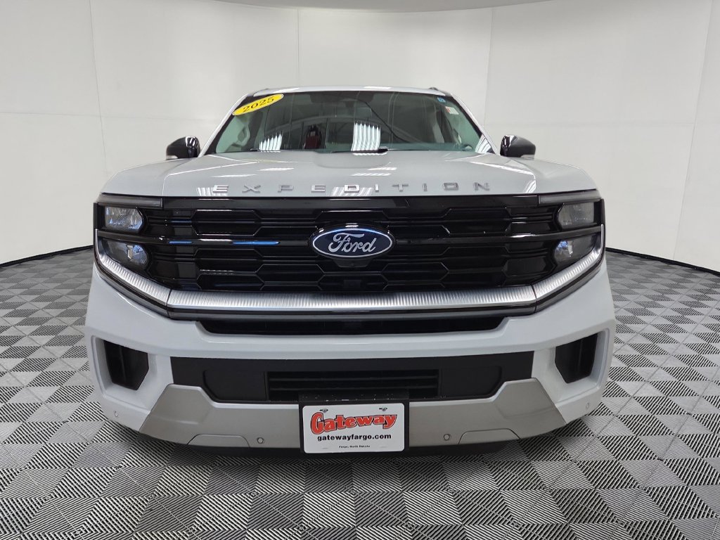 Used 2025 Ford Expedition Max Platinum AWD/4WD image 5