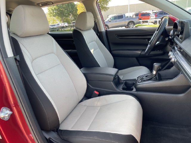 Used 2024 Honda CR-V EX image 26