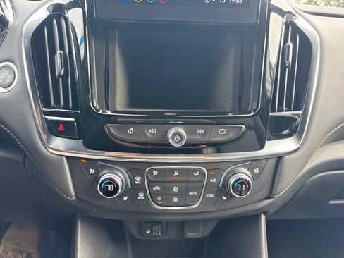 Used 2023 Chevrolet Traverse Premier w/ Redline Edition AWD/4WD image 13