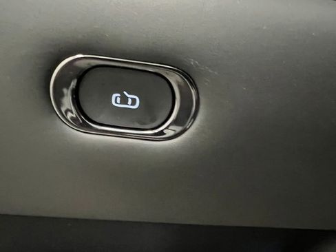 New 2026 Genesis G90 3.5T Prestige image 26