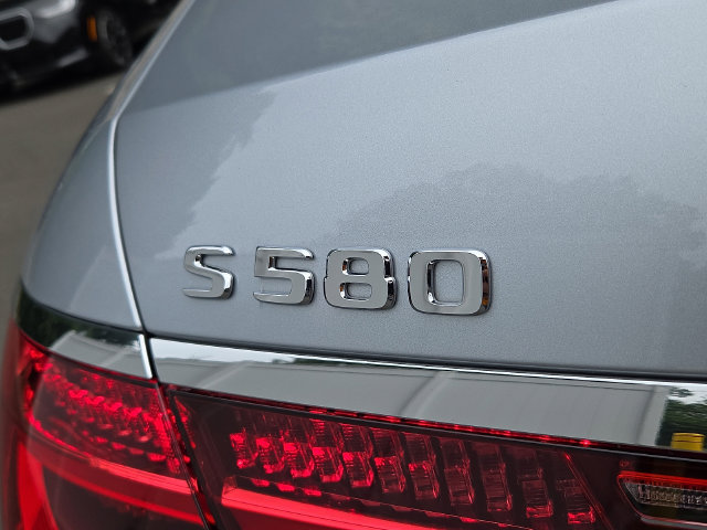 Used 2022 Mercedes-Benz S 580 4MATIC Sedan image 32