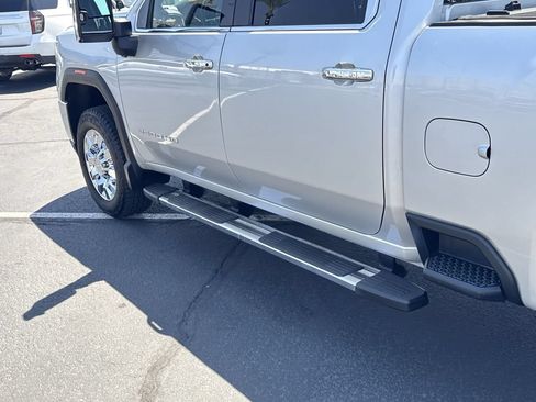 Used 2022 GMC Sierra 2500 SLT w/ SLT Premium Package AWD/4WD image 36