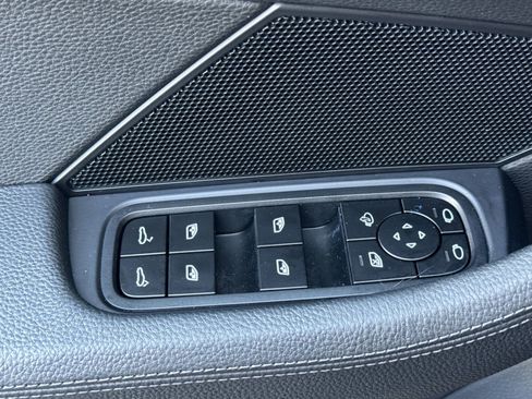 Certified 2022 Porsche Panamera 4 Platinum Edition image 13