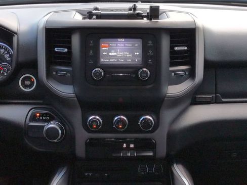 Used 2019 RAM 1500 Big Horn RWD image 17