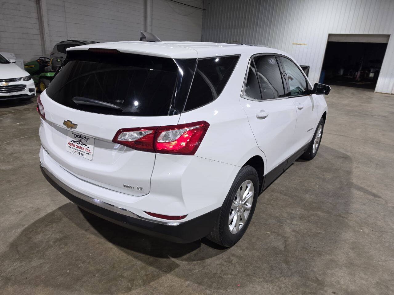 Used 2020 Chevrolet Equinox LT AWD/4WD image 11