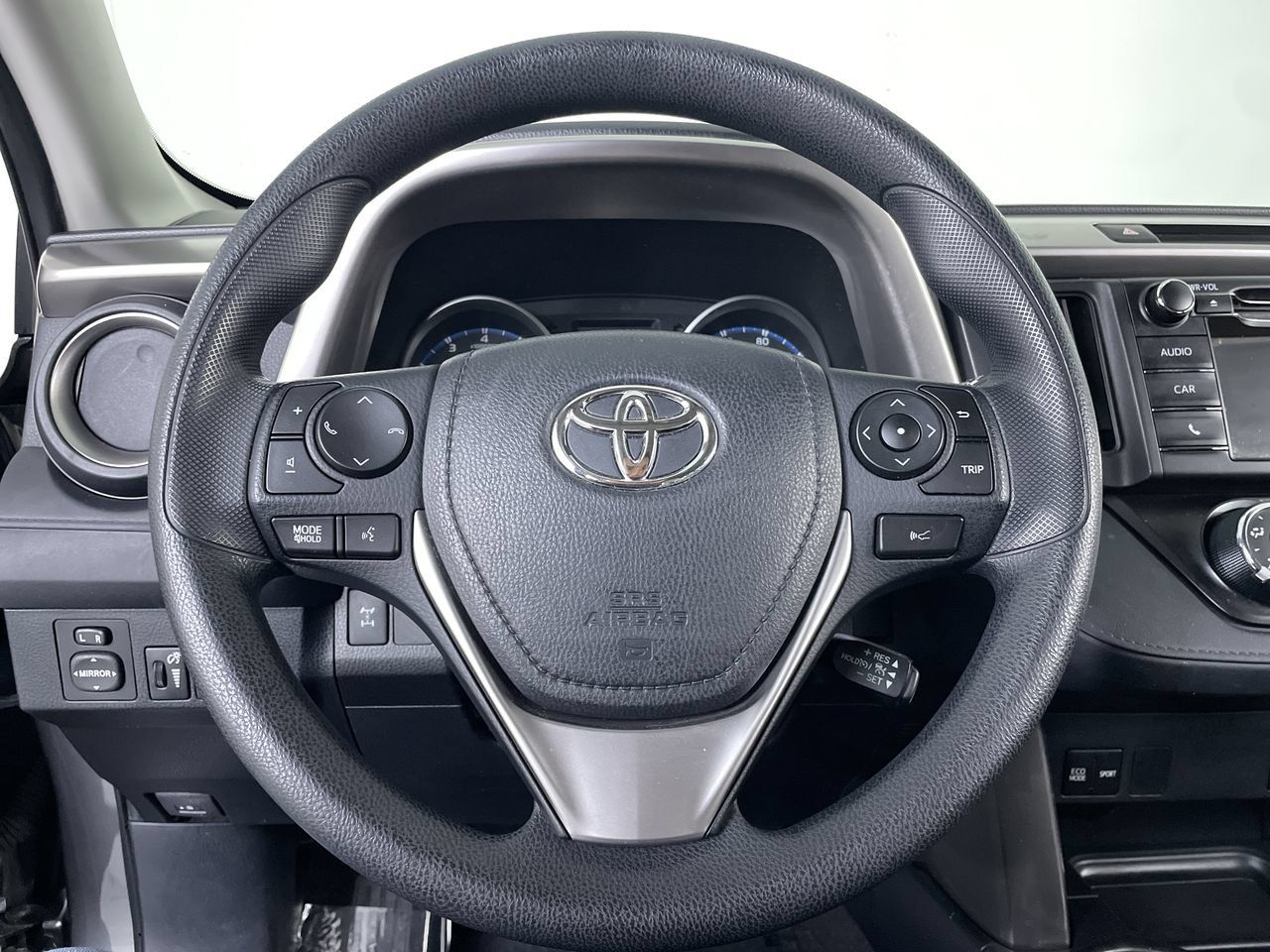 Used 2018 Toyota RAV4 LE w/ All Weather Liner Package AWD/4WD image 13