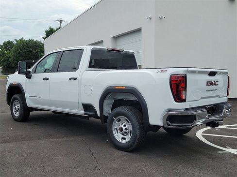 New 2024 GMC Sierra 2500 Pro image 3