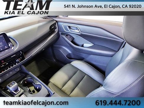 Used 2021 Nissan Rogue SL image 24