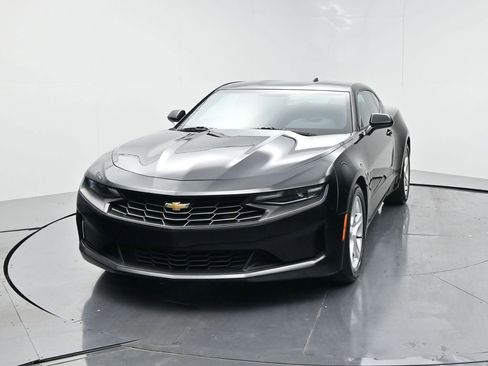 Used 2023 Chevrolet Camaro LT RWD image 21