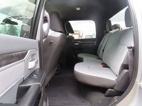 Used 2022 RAM 2500 Big Horn image 22