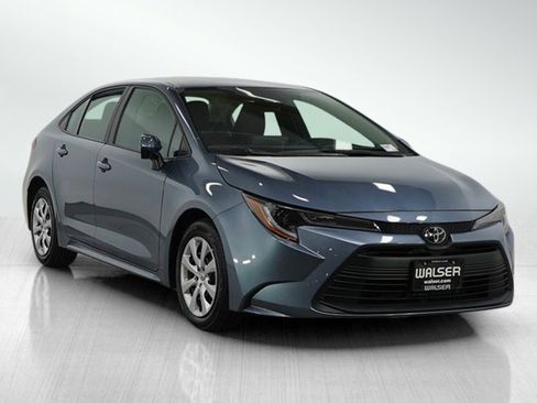 Used 2024 Toyota Corolla LE image 7