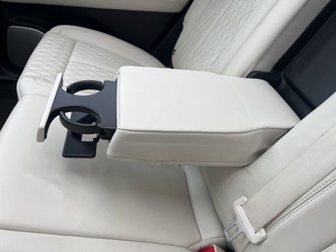 Used 2022 Lincoln Nautilus Black Label w/ Class II Trailer Tow Package image 15