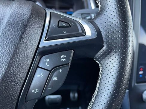 Used 2023 Ford Edge ST image 15