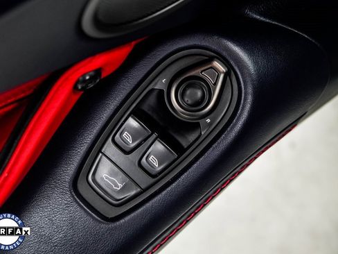 Used 2020 Aston Martin V8 Vantage Coupe image 39