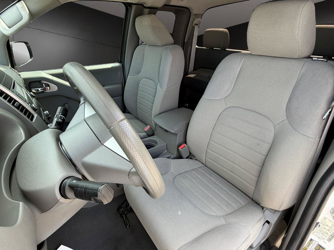 Used 2018 Nissan Frontier S RWD image 9