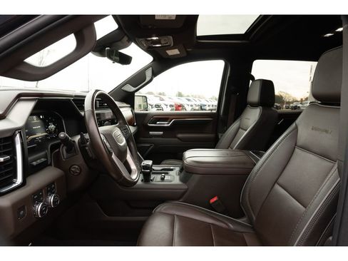 Used 2023 GMC Sierra 1500 Denali w/ Denali Reserve Package image 11