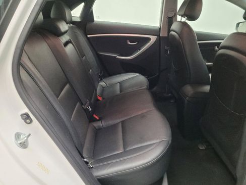 Used 2014 Hyundai Elantra GT w/ Option Group 02 image 19