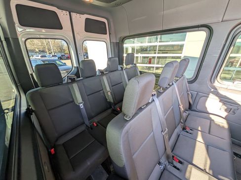 Used 2024 Mercedes-Benz Sprinter 2500 image 24