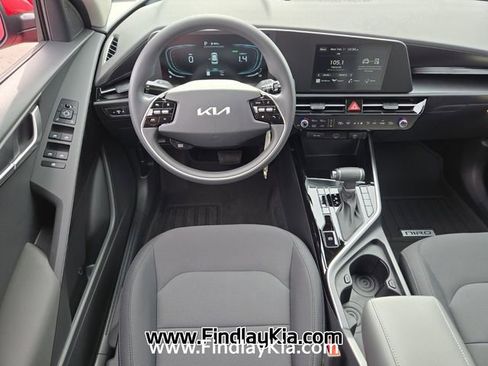 New 2026 Kia Niro LX image 13