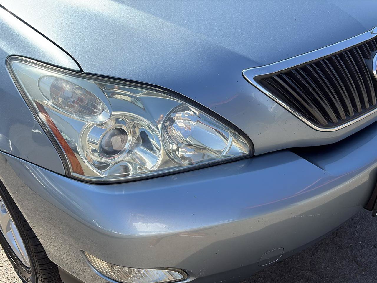 Used 2004 Lexus RX 330 FWD image 3