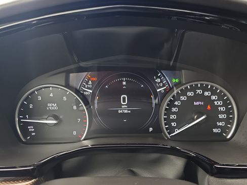 Used 2018 Cadillac XT5 Platinum w/ Driver Assist Package image 25