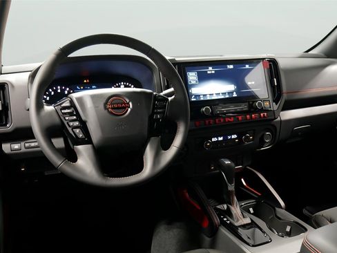 New 2025 Nissan Frontier PRO-4X image 13