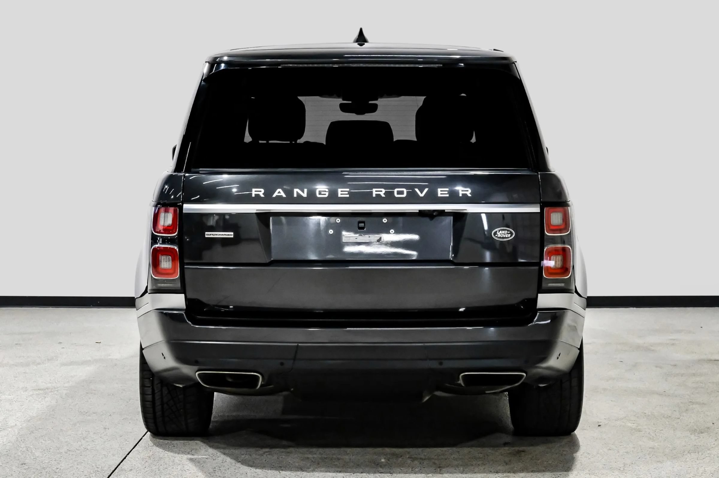 Used 2019 Land Rover Range Rover Long Wheelbase Supercharged AWD/4WD image 7