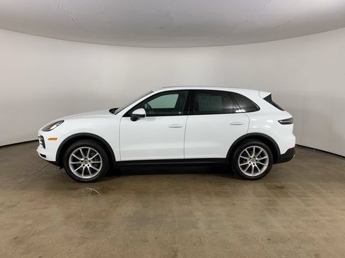 Used 2022 Porsche Cayenne AWD/4WD image 15