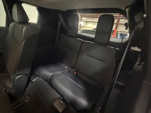 Used 2025 Mitsubishi Outlander SE FWD image 26