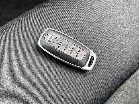 Certified 2026 Nissan Pathfinder SV AWD/4WD image 31