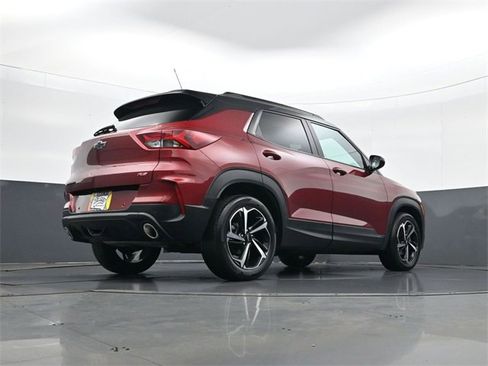 Certified 2023 Chevrolet TrailBlazer RS w/ Sun and Liftgate Package image 25