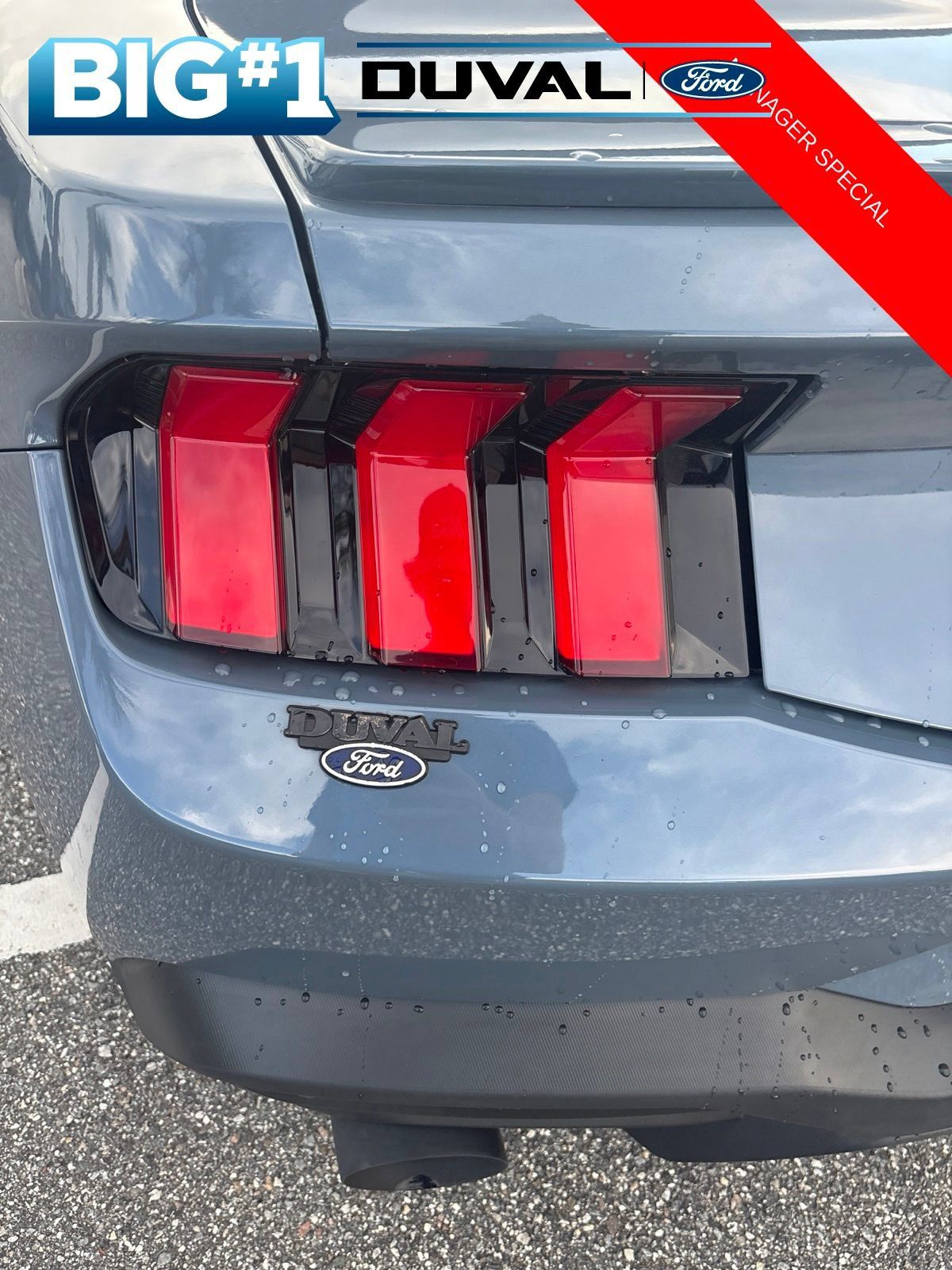 Used 2025 Ford Mustang GT Premium RWD image 8