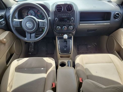 Used 2012 Jeep Patriot Sport image 13