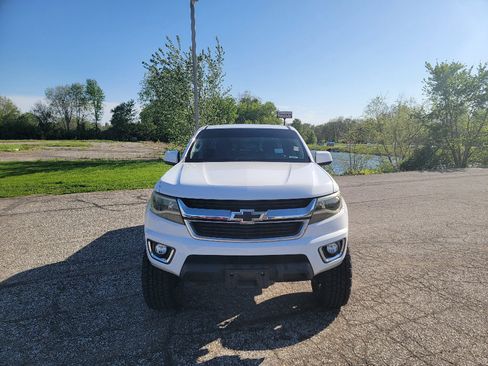 Used 2018 Chevrolet Colorado LT w/ LT Convenience Package image 2