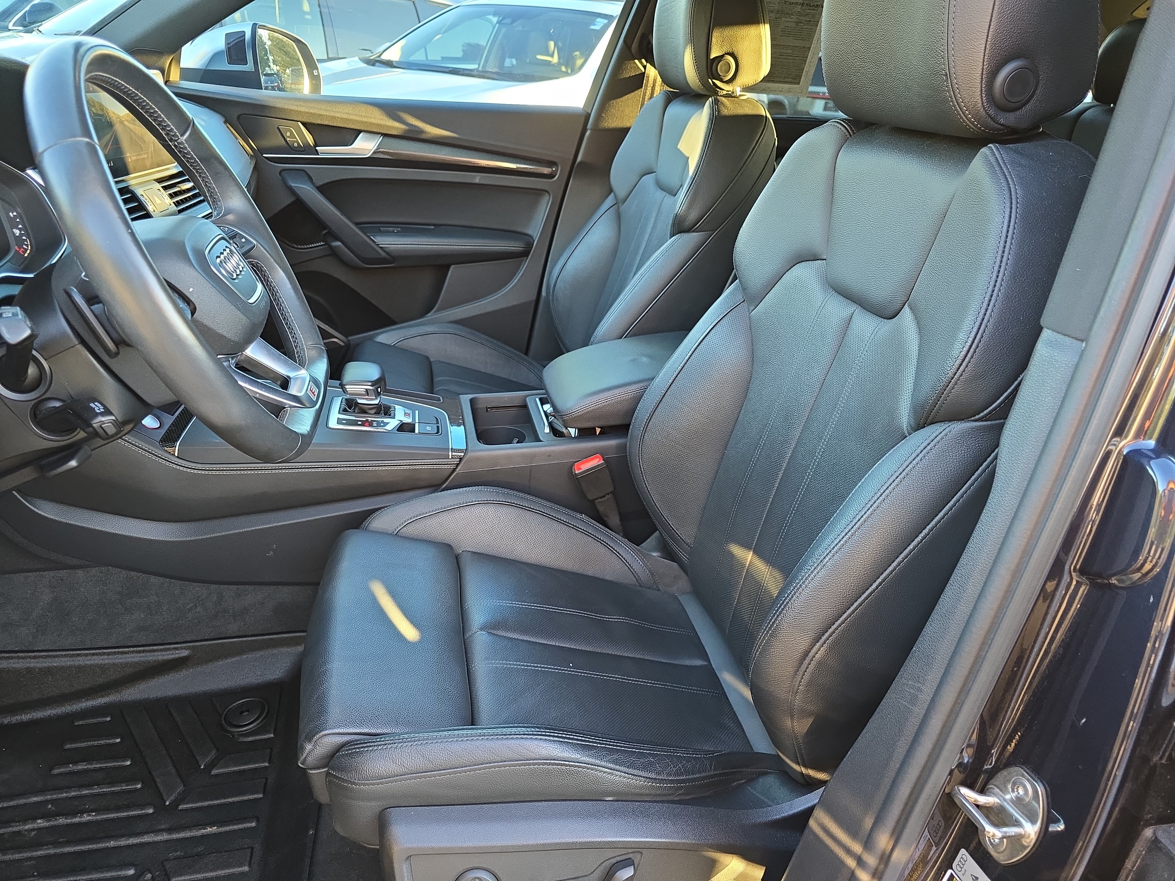 Used 2018 Audi SQ5 Prestige w/ Prestige Package AWD/4WD image 15