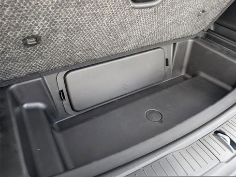 New 2025 Jeep Grand Cherokee L Altitude image 35