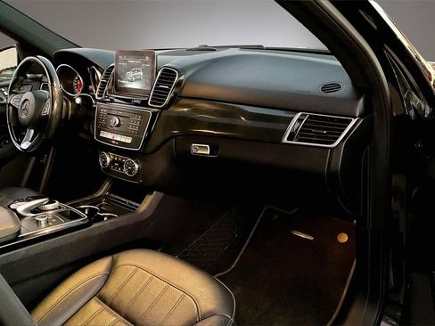 Used 2018 Mercedes-Benz GLE 350 w/ Premium 1 Package image 25